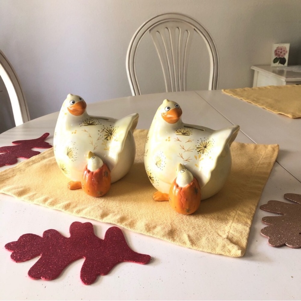 Vtg Fitz and Floyd Cash Critters Hatch The Scratch Hen Chick Ceramic Coin Bank